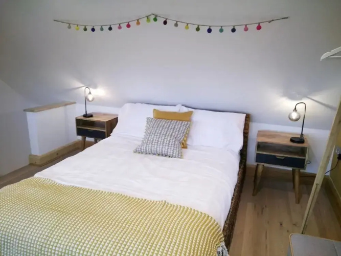 Impeccable 3-Double Bed Cottage in Sheffield