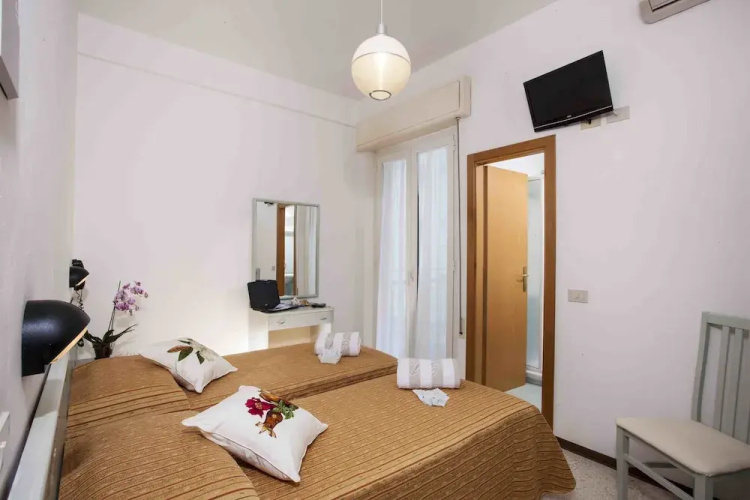 Hotel Leonardo
