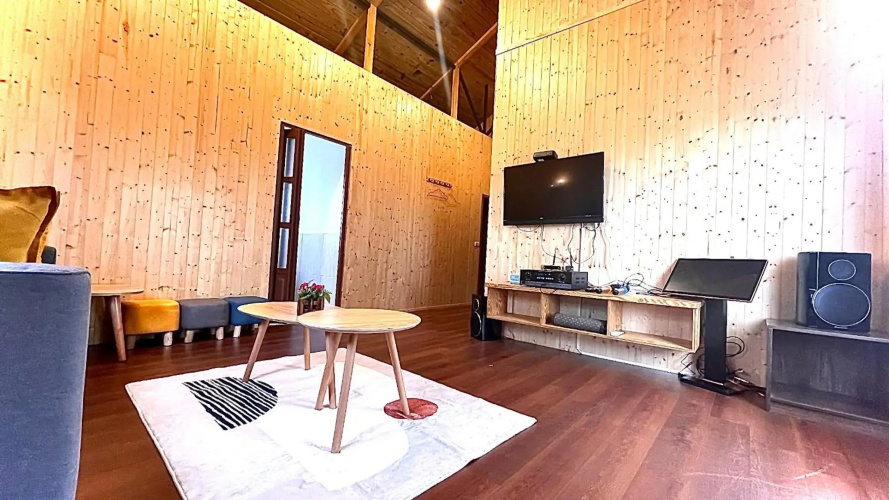 Peaceful Home Hall 2