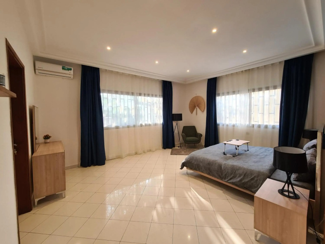 Sompteuse villa avec piscine à 5 min de la plage