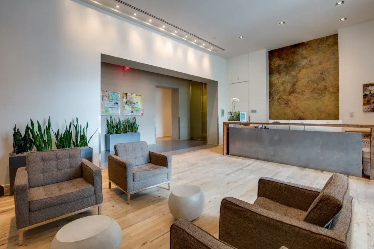 Bluebird Suites at Boylston