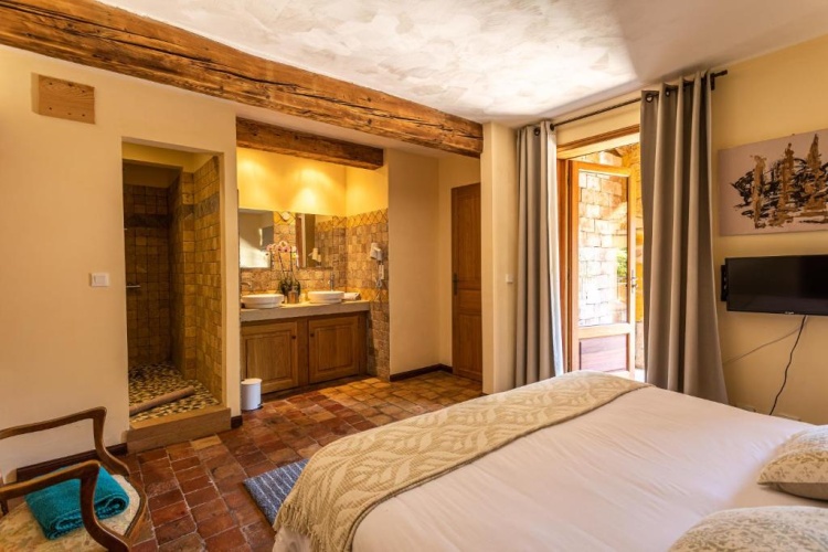 Standard Double room with balcony