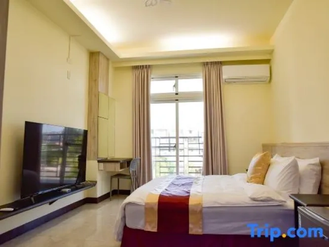 Superior Villa with city view
