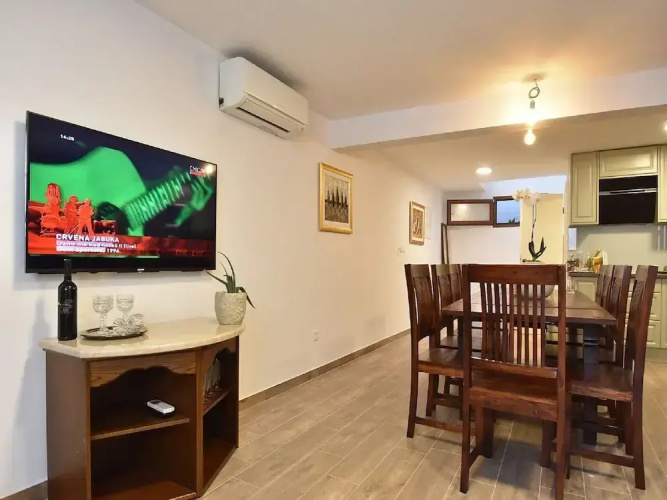 Apartment Mandika
