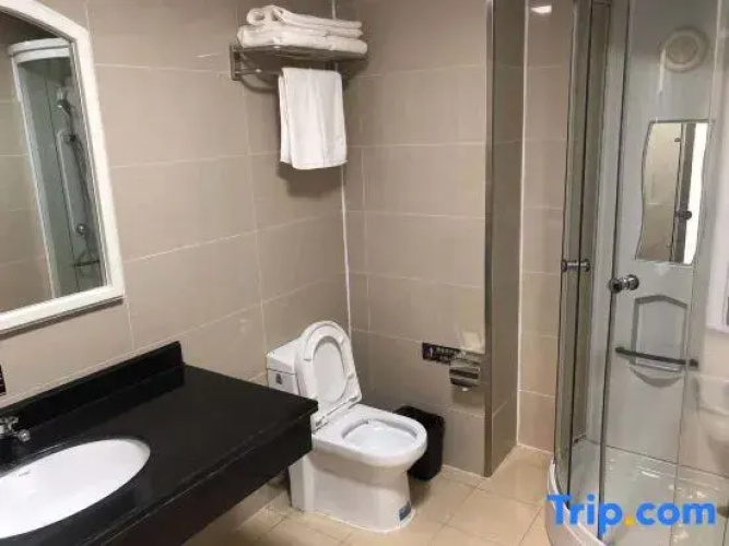 Thih Hotel Shanghai