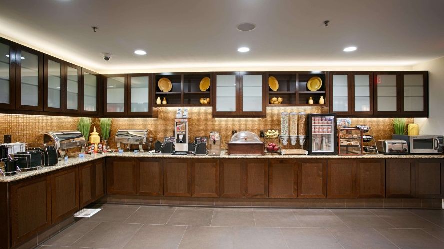 Best Western Plus Rancho Cordova Inn photo 26