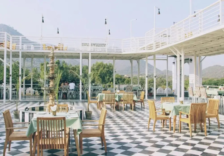 KHAKHRI HAVELI - A Boutique Hotel