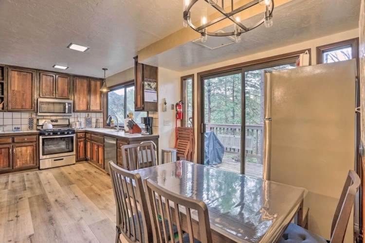 3 Bedrooms Cottage