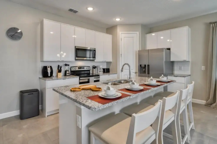 Super Spacious and Comfortable 5 Bedroom Villa