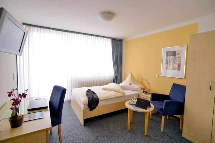 Deluxe Single room
