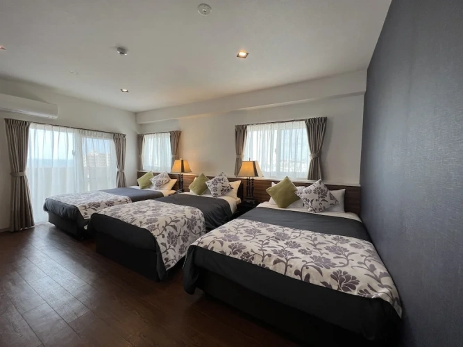 Standard Triple Family room