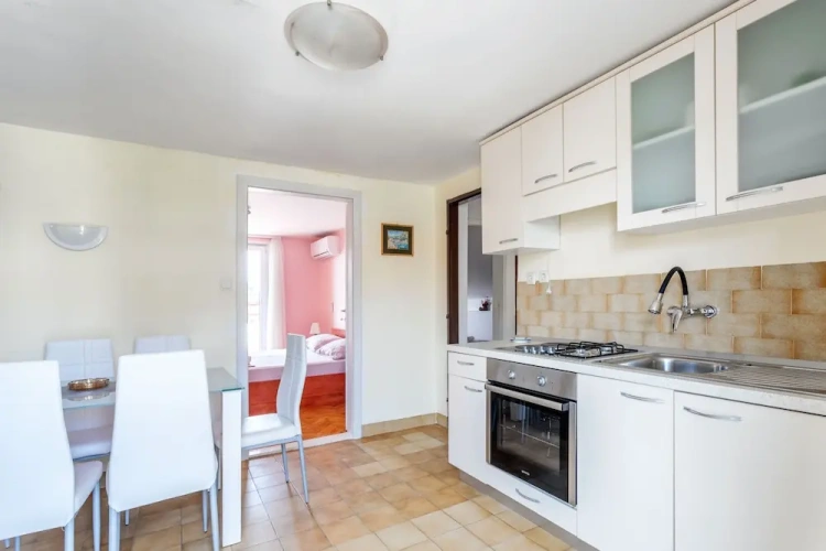 3 Bedrooms Grand Apartment with balcony and with sea view