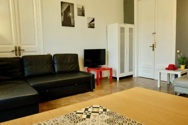 Grand Central Apartment