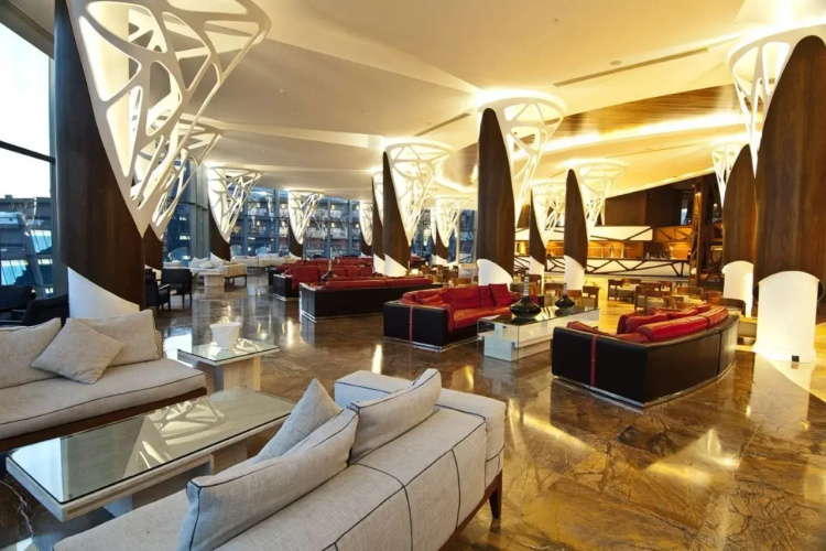 Noah's Ark Deluxe Hotel & Spa