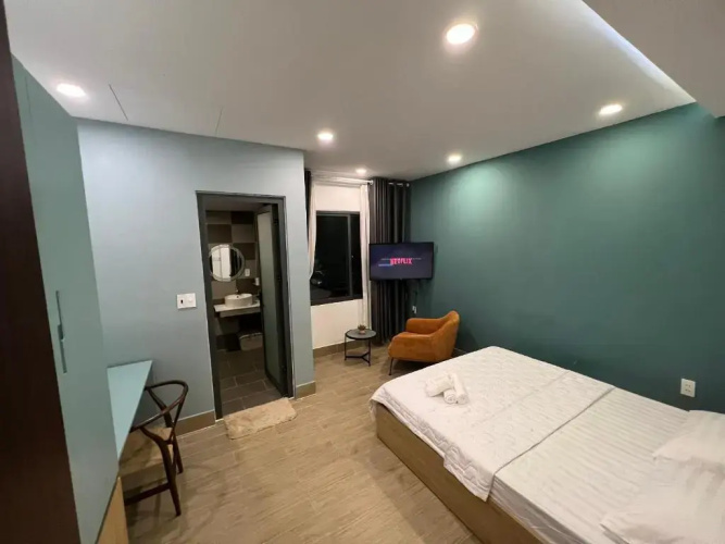 Thuong's House