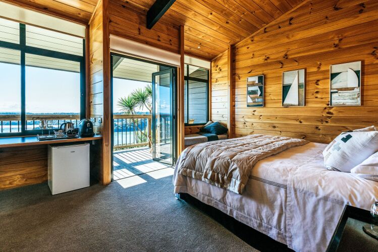 Te Whau Lodge Over view