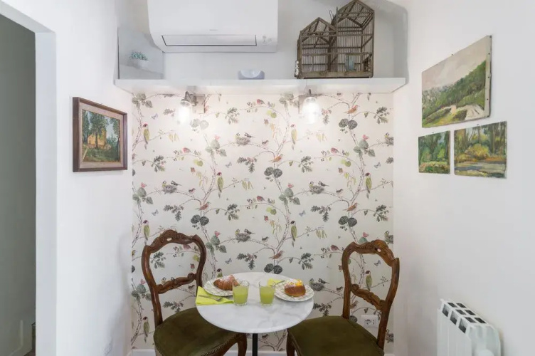 L'8 Boutique Apartments