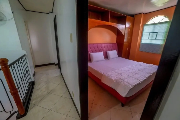 JenJen's House Rental