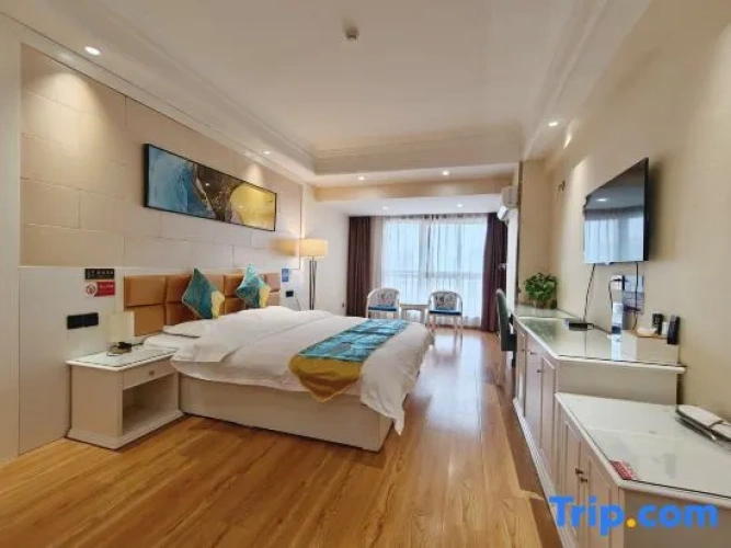 Standard Double room with view