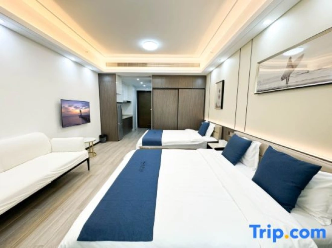 Luxury Twin Family room with balcony