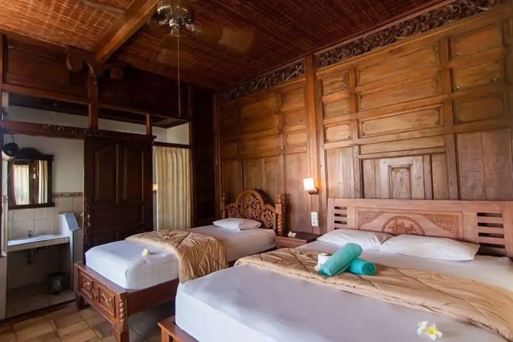 Superior Triple room