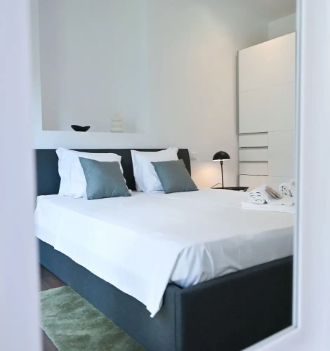 1 Bedroom Apartment with city view