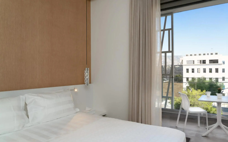 One Bedroom Apartment with Private Balcony