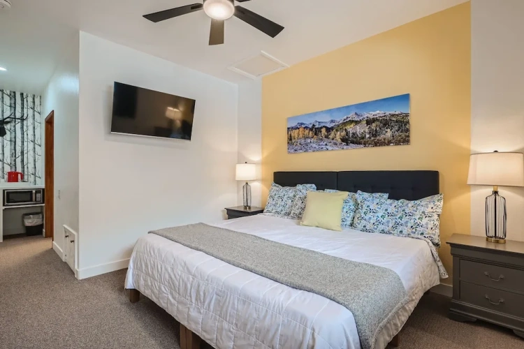 Deluxe Double Suite