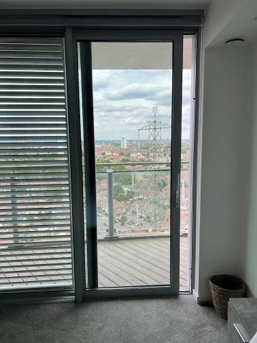 Delightfully Spacious Bright 2bedroom