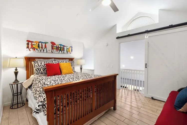 Vacay Getaway - Condo for 8