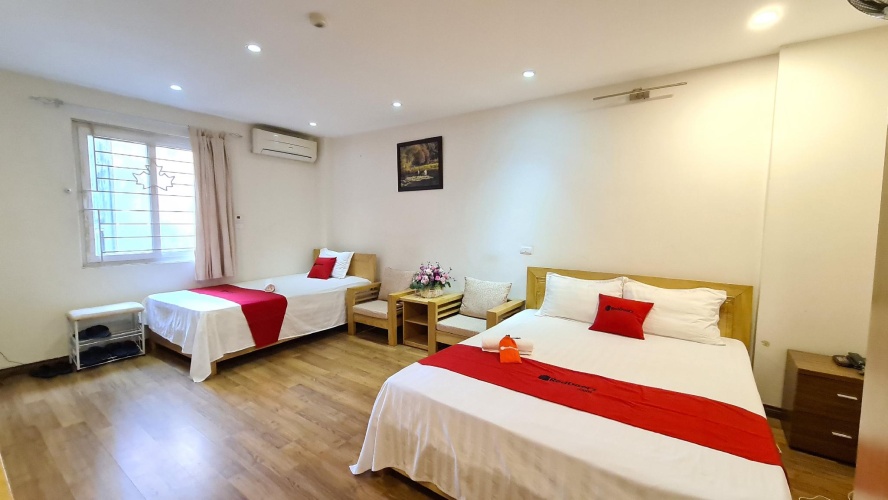 Standard Triple room