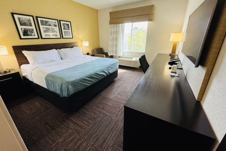 Guest rooms