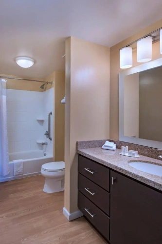 1 Bedroom Double Suite
