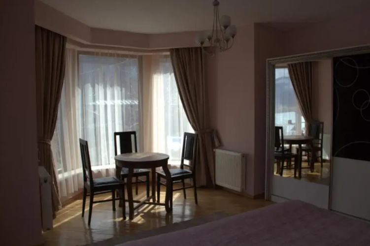 Villa Ananuri