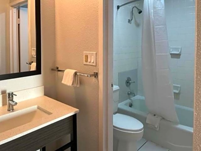 Quadruple Suite