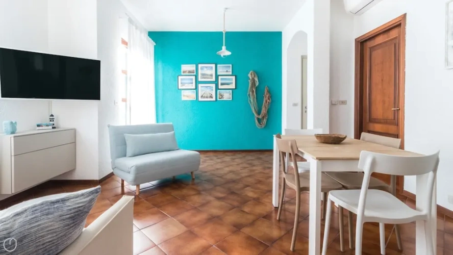 1 Bedroom Apartment with balcony