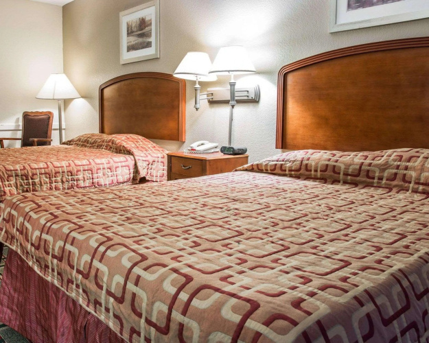Econo Lodge Kalamazoo photo 6