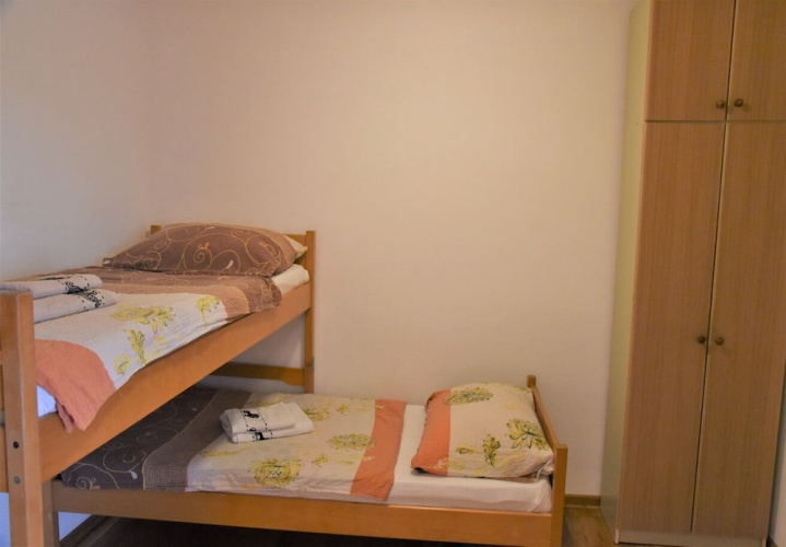 Apartments Ema