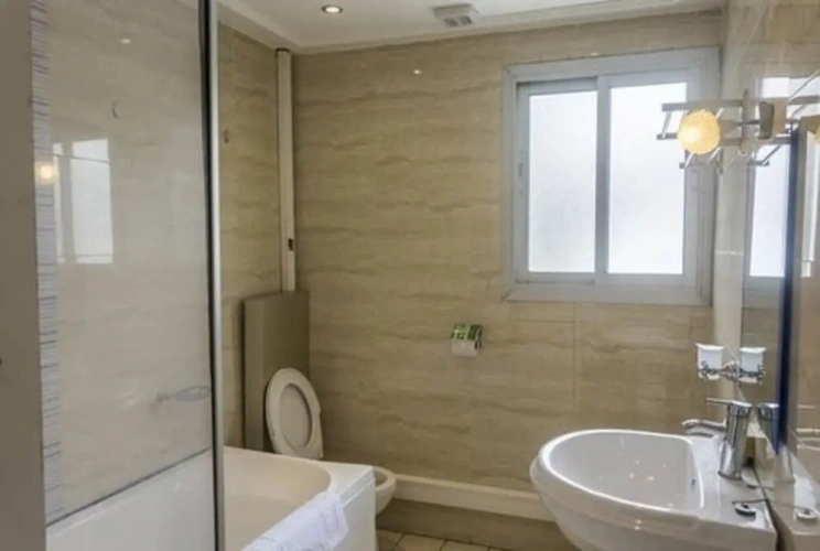 1 Bedroom Luxury Double room with balcony and with city view