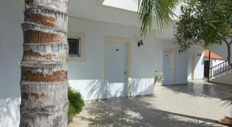 Hotel Pinelopi