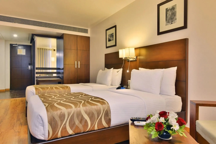 Gen X Vadodara 1589 Hotel