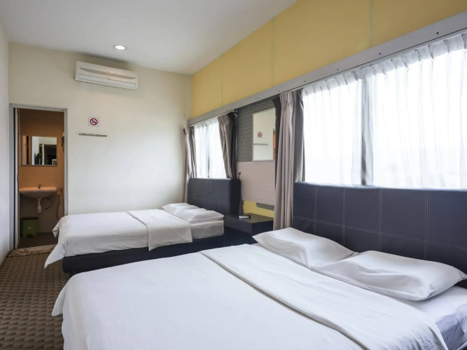 Raintree Hotel