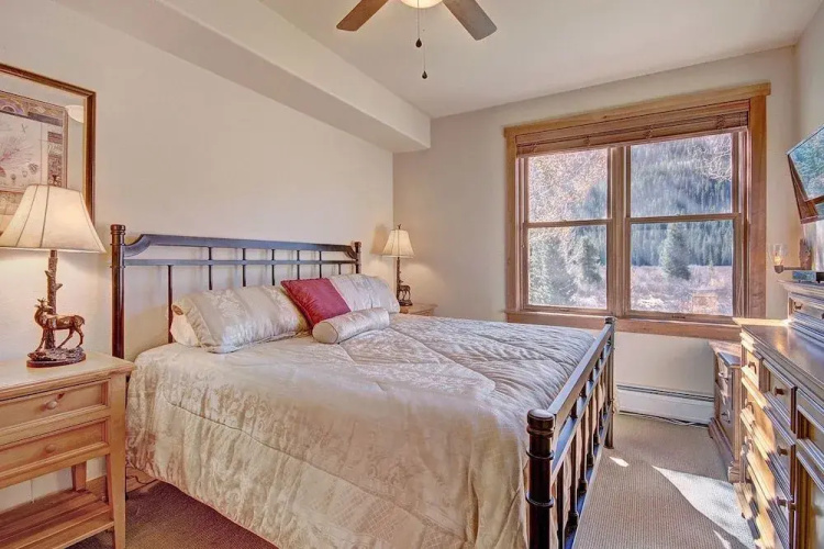 2345 Red Hawk Townhome by RedAwning