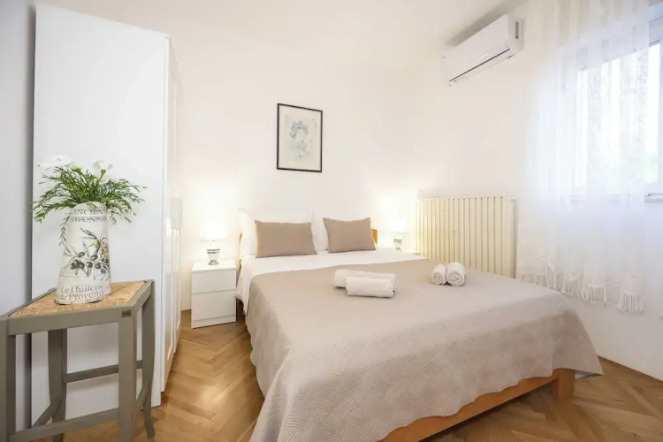 Double bed Room With Private Bathroom