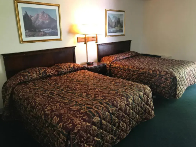 Sequim Bay Lodge