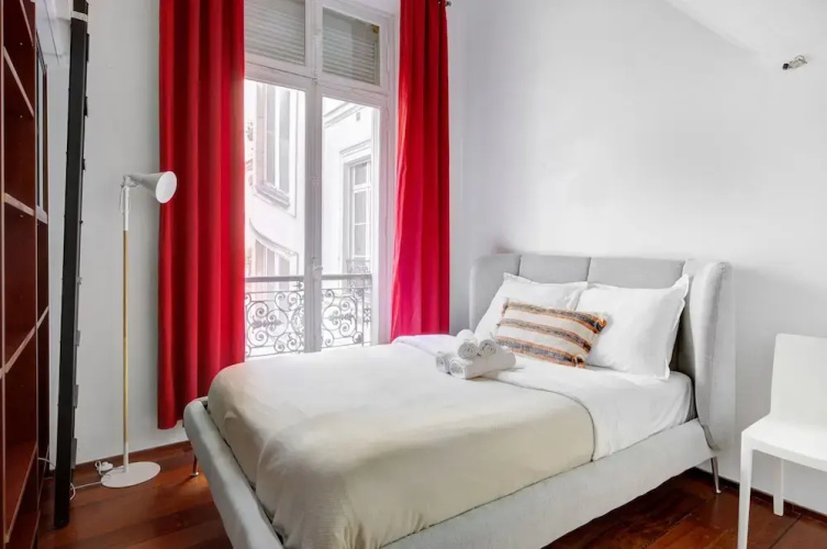 Le Marais & Place de la Republique 3BR