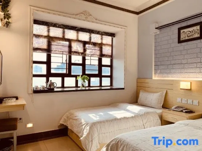 Business Quadruple room