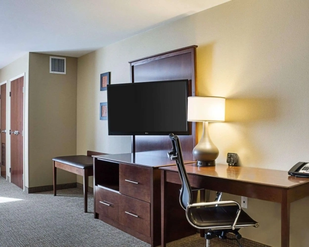 Quadruple Suite