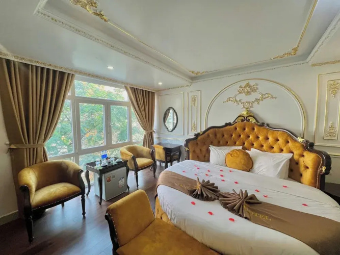 Luxury Place Hotel