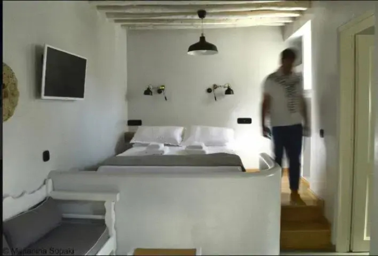 Spitaki Serifos Studio